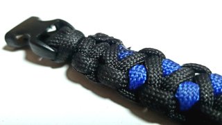 Pulsera Paracord Negra y Azul