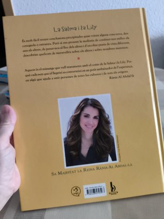 LA SALMA I LA LILY PER SA MAJESTAT LA REINA RAN...