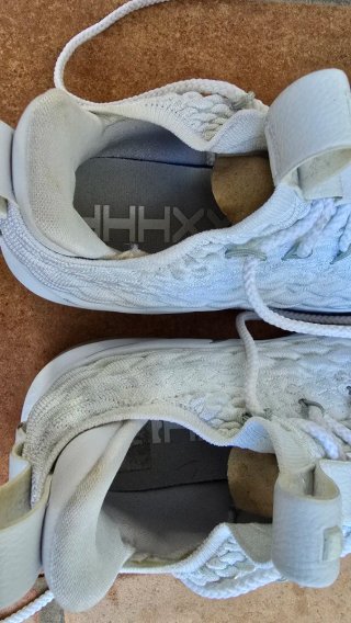 Nike LeBron XV Low Blanco Plata Metálico