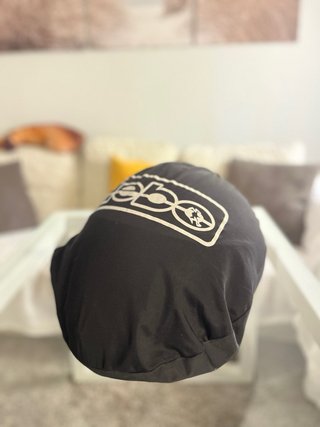 Casco de moto gris