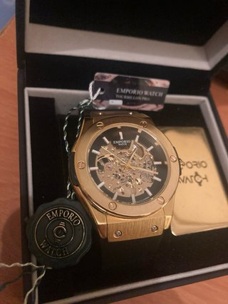 Reloj Emporio Watch Dorado Esqueleto