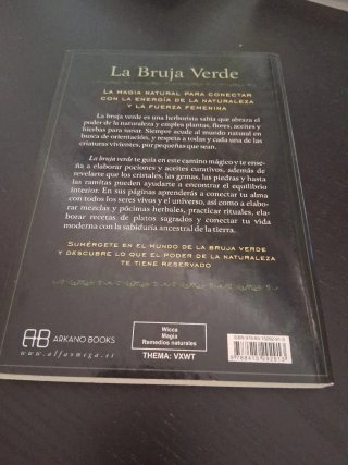 Libro La Bruja Verde Guía Completa