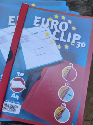 11 Carpetas Euro Clip A4 30 hojas