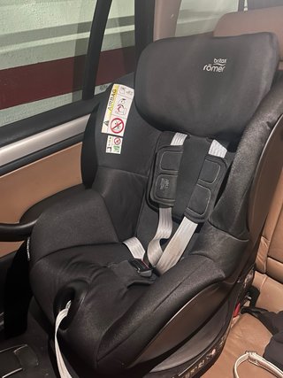 Silla coche Britax Römer Negra Dual fix pro(40-105