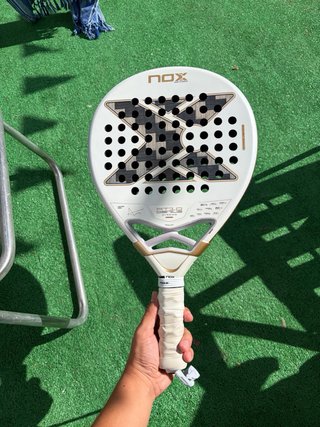 Pala NOX AT10 Luxury Genius 12K Alum XTREM