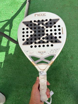 Pala NOX AT10 Luxury Genius 12K Alum XTREM