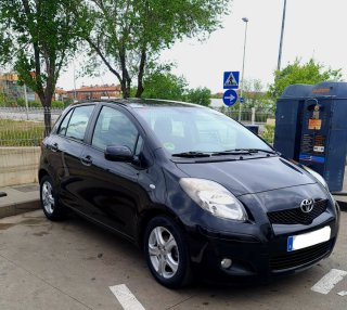 Toyota Yaris 2011