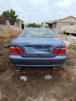 Mercedes-Benz  CLK 2001
