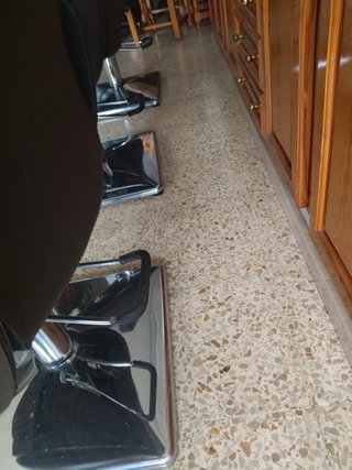 Mobiliario de peluqueria,lava cabezas,sillones,etc