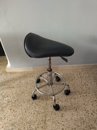 Mobiliario de peluqueria,lava cabezas,sillones,etc