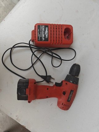 Taladro Maktec MT063 by Makita