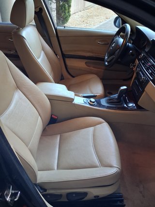 BMW 330i touring