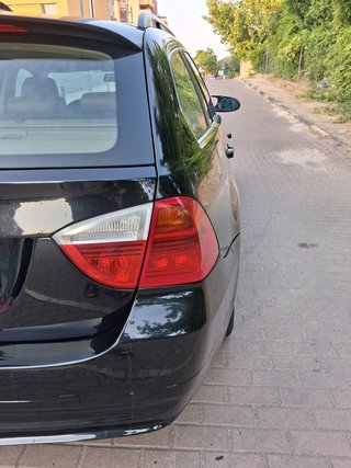 BMW 330i touring