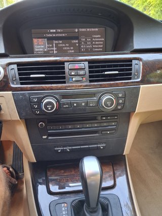 BMW 330i touring