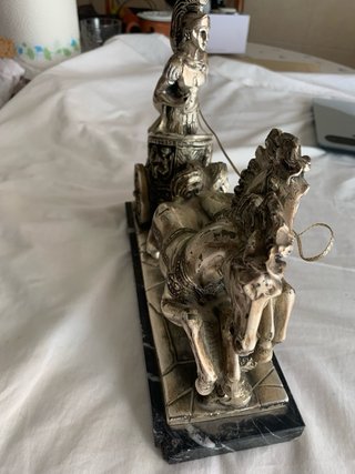 Figura Biga Romana Decorativa