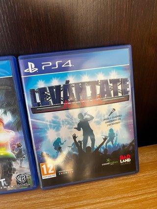 3 Juegos PS4 + 2 Micrófonos