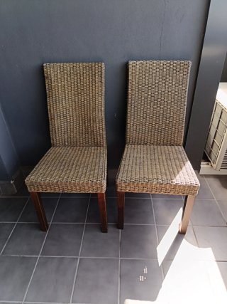 Sillas de mimbre (2 unidades)