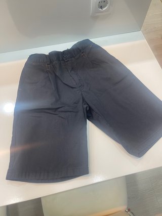 Uniforme GSD Colegio Polos 10€  Pantalón 10 €
