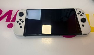Consola Nintendo Switch Oled Blanca heg-001