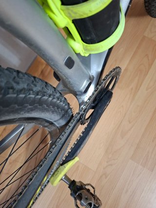 Scott Scale Monster Gravel carbono