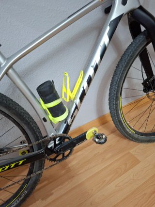 Scott Scale Monster Gravel carbono