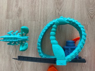 Set 3 Juguetes Hot Wheels Pista y Accesorios