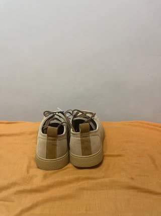 Zapatillas Sfera Beige y Marrones