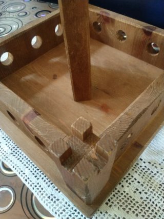 Contenitore in legno massiccio rustico