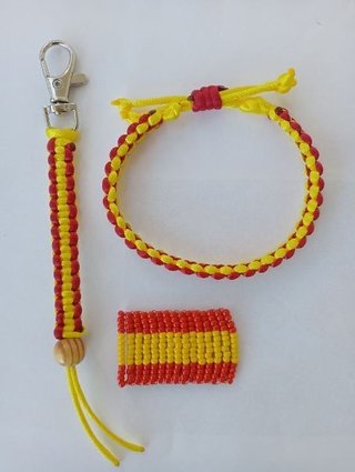 Llavero, pulsera e iman bandera España