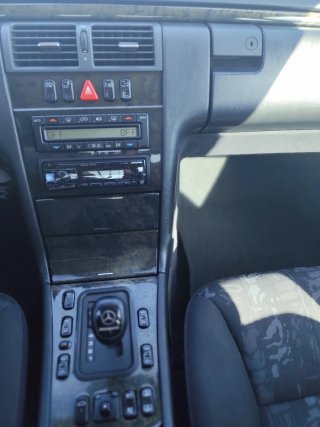 Mercedes E320 W210 Avantgade
