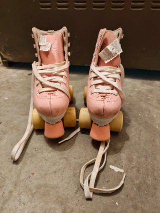 Patines de botín rosas talla 32