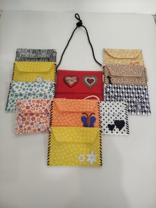 Bolsos de goma eva hechos a mano