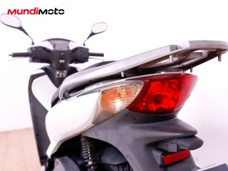 HONDA SCOOPY 125I SH ABS