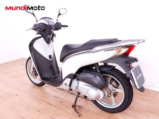 HONDA SCOOPY 125I SH ABS