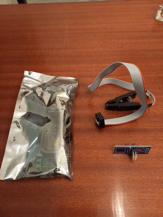 Programador USB CH341A con adaptadores