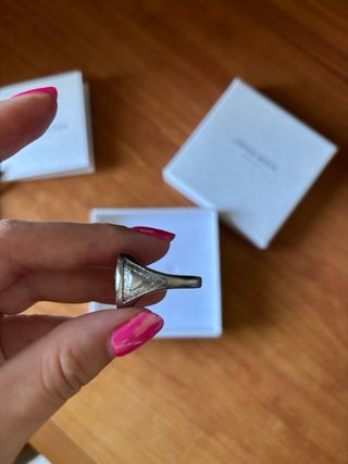 Anillo Arena Roja “Guardian Angel”