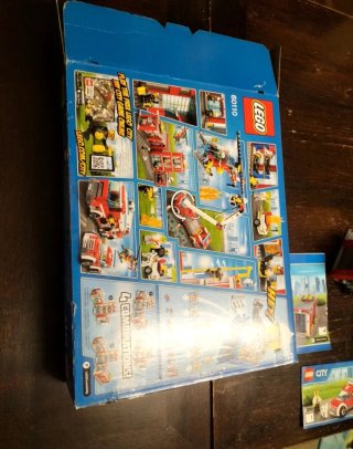 LEGO City 60110 - Caserma dei Pompieri