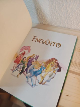 Encanto: La magia de los recuerdos
