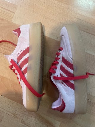 Adidas Gazelle rosas y rojas