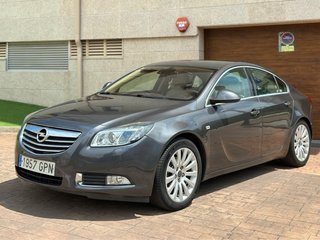 Opel Insignia 2011