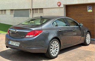 Opel Insignia 2011