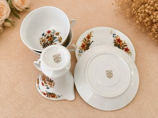 PARIS.2  Juego 2 tazas desayuno lechera porcelana