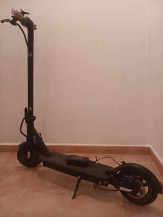Patinete Eléctrico + Cargador