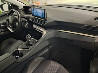 Peugeot 3008 2022