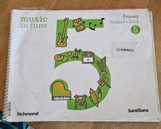 MUSIC IN TUNE 5 PRIMARY STUDENT'S BOOK