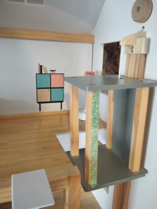 Casa de muñecas de madera