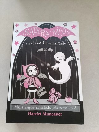 Isadora Moon en el castillo encantado / Isadora...