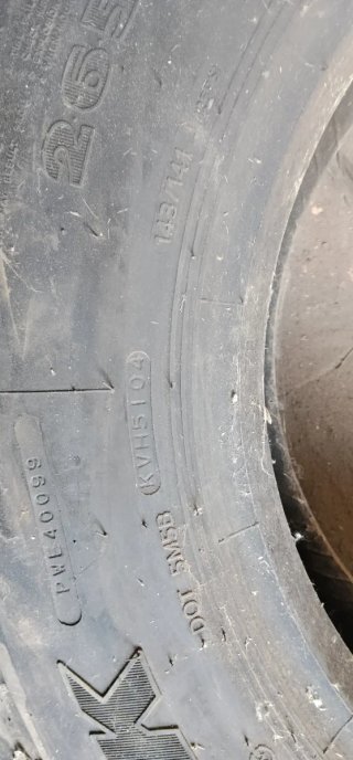 Juego de neumáticos camión hankook