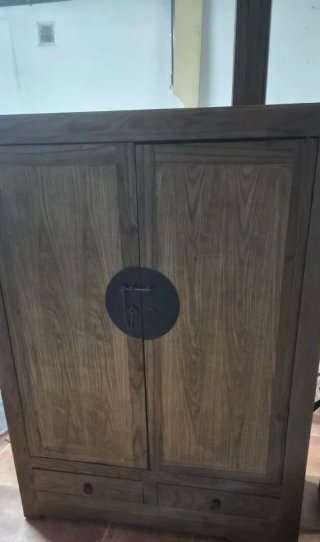 Mueble de madera rústico