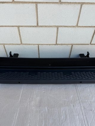 PARAGOLPES TRASERO PARA IVECO DAILY VI (2019-2026)